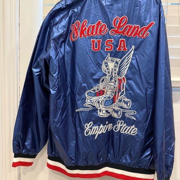 PAPER PLANES
WHEELS UP VARSITY JACKET - ROYAL - Picture 4 of 6